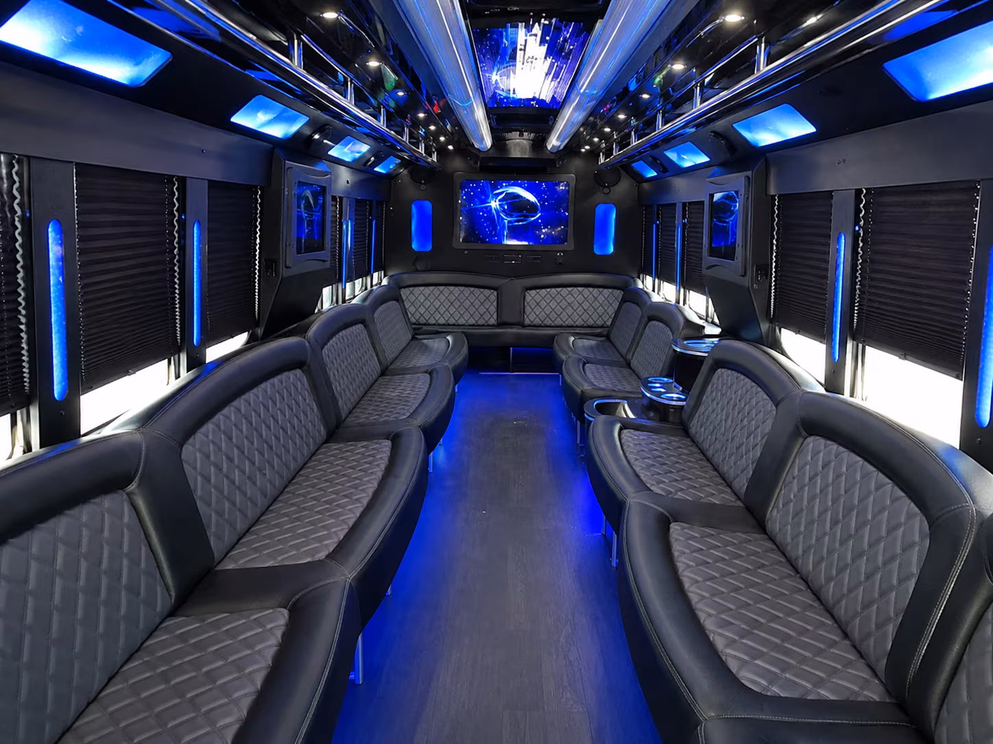 Cincinnati Birthday, Sweet 16, & Quinceañera Transportation party bus exterior