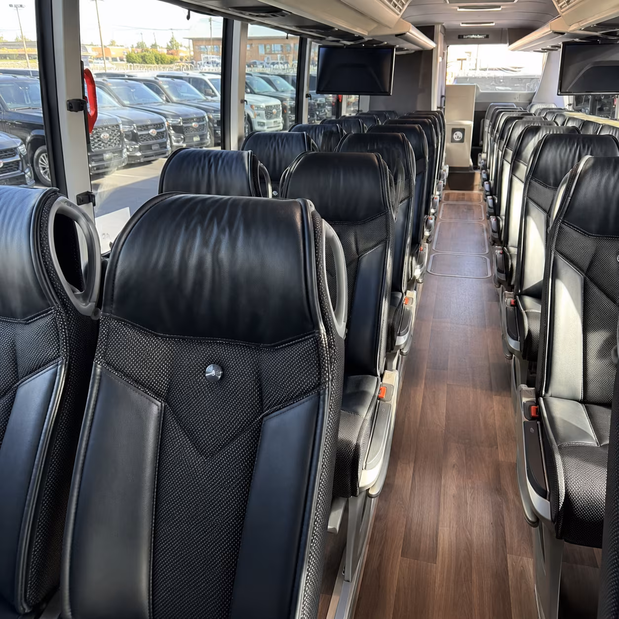 Cincinnati Corporate Transportation party bus exterior