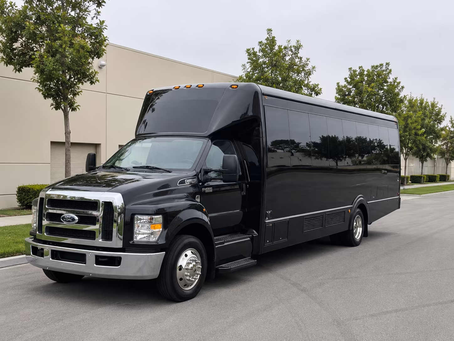 Cincinnati Prom & Homecoming Transportation onboard seating
