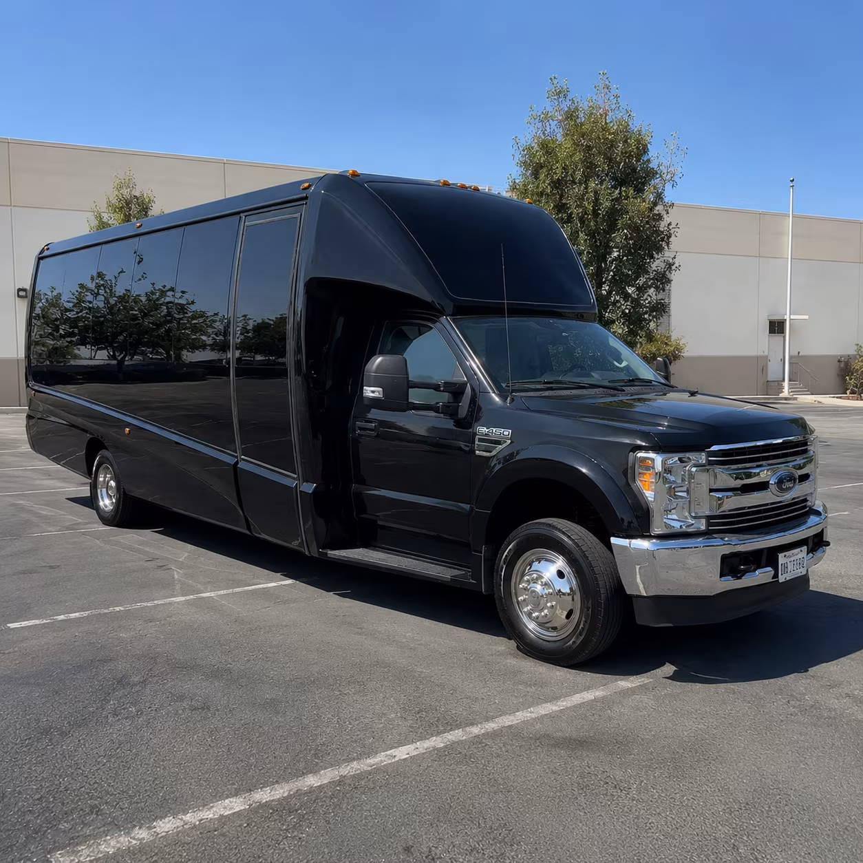 Cincinnati Wedding Transportation party bus exterior