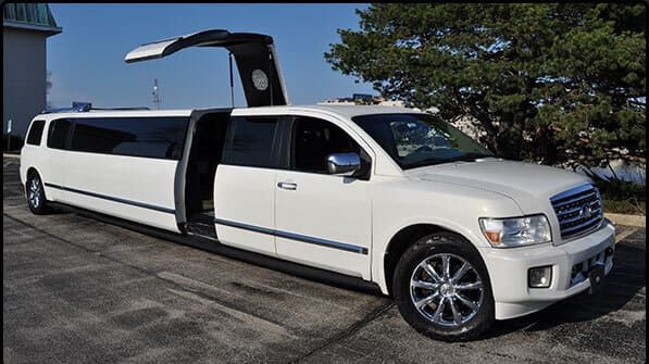 Cincinnati Infiniti Limo