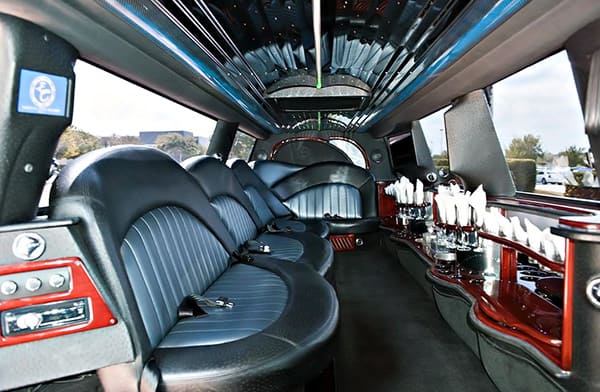 Cincinnati Lincoln Stretch Limos Interior