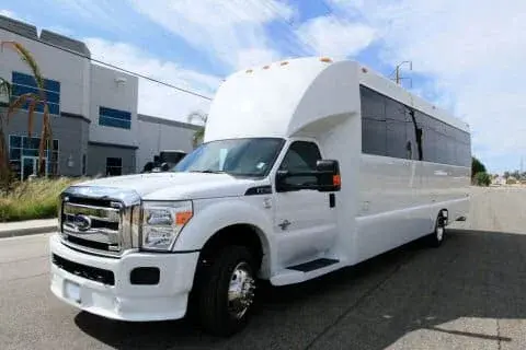 Cincinnati 25 Passenger Minibus