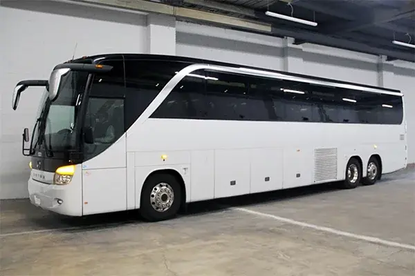 Cincinnati 32 Passenger Minibus