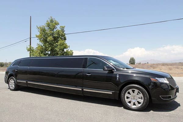 Cincinnati Black MKT Limo